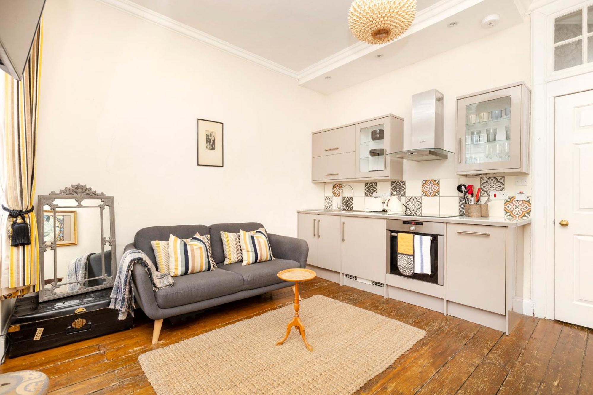 Joivy Classy Apartment Near Edinburgh Castle Exterior foto